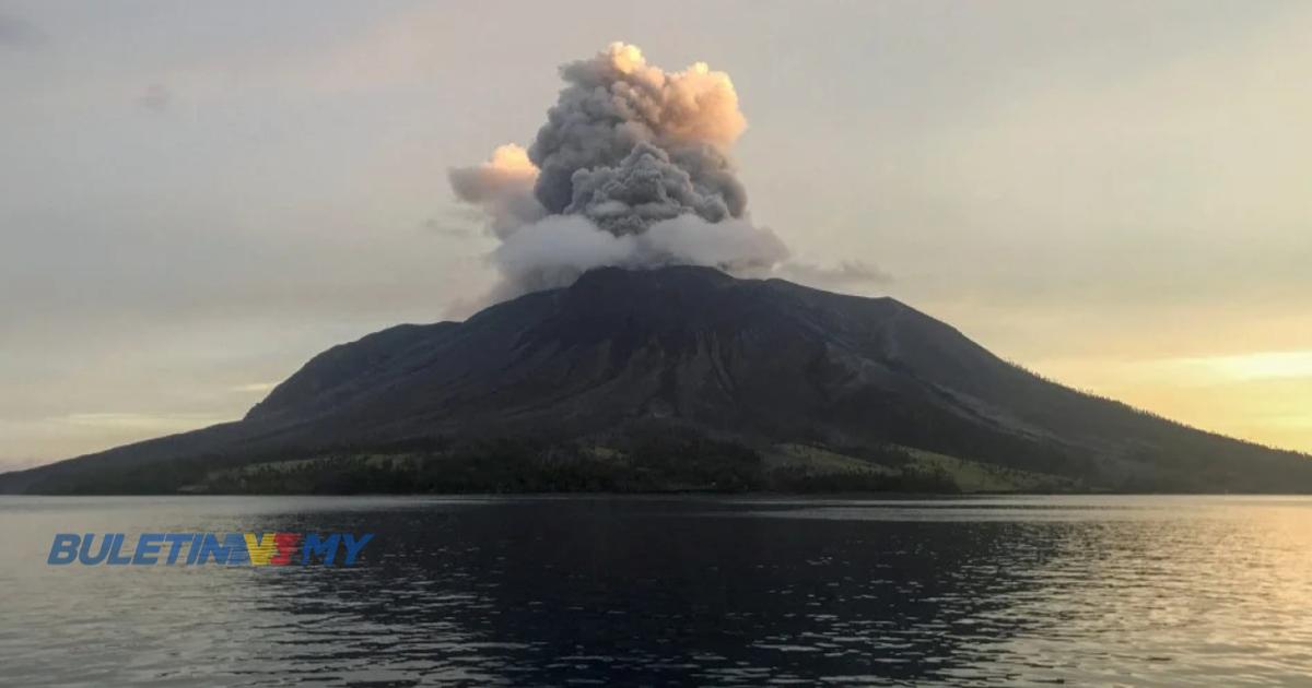 Aktiviti Gunung Ruang ‘masih tinggi’ – Agensi volkanologi 