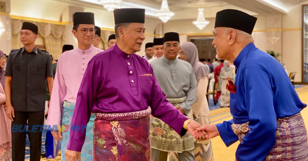 Sultan, Keluarga diraja Kedah berangkat rai Majlis Aidilfitri 