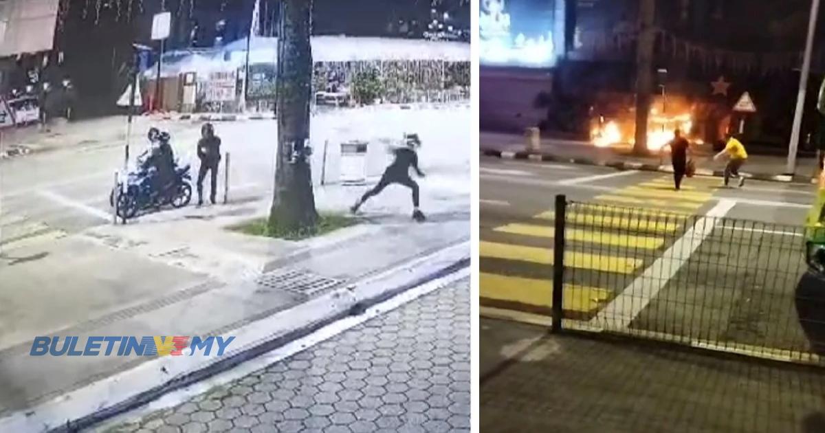 [VIDEO] Dua pengawal keselamatan mengaku tidak bersalah lempar bom petrol ke arah pusat hiburan