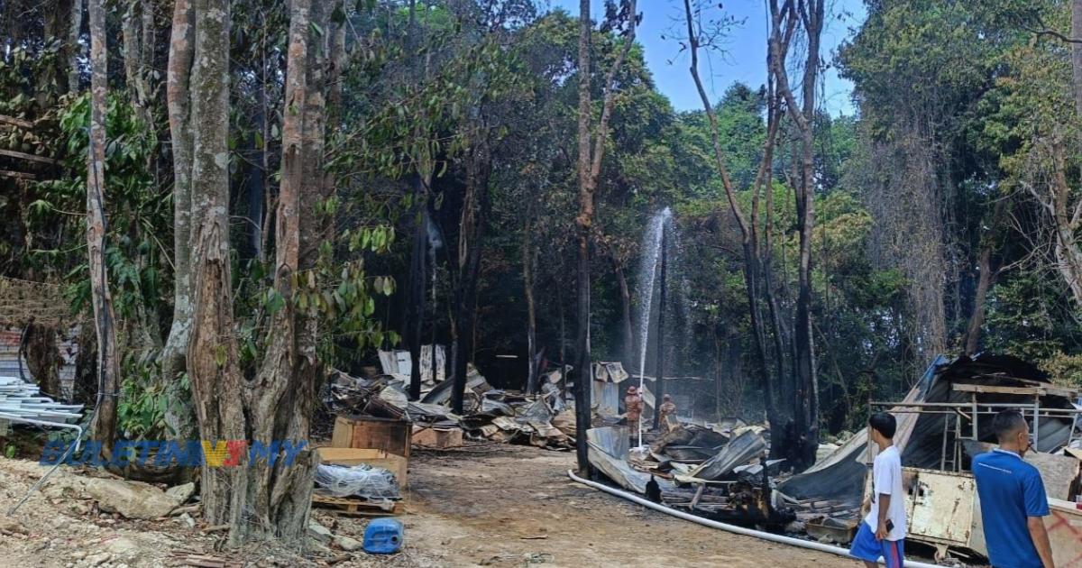 25 buah rumah kongsi di Pulau Perhentian musnah terbakar