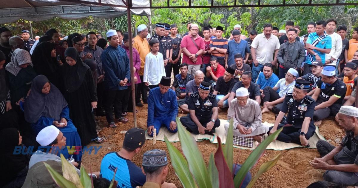 [VIDEO] Jenazah Azza Fahmi selamat dikebumikan