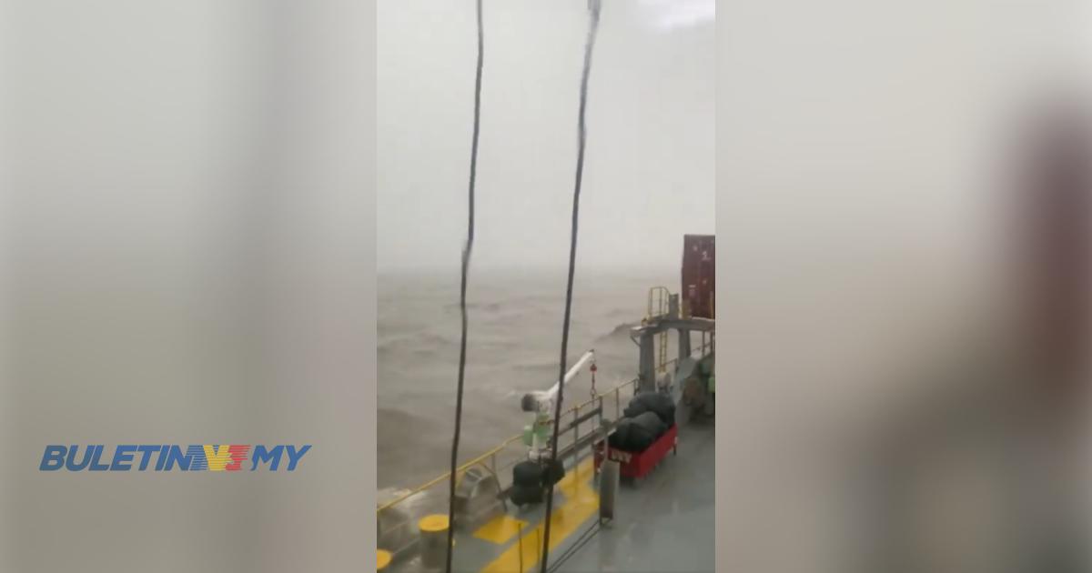 [VIDEO] Mayat kru kapal Malaysia terjatuh ke perairan Bangladesh ditemukan penyelamat