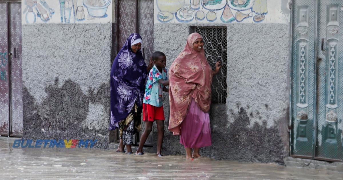 Banjir kilat, sebahagian besar Mogadishu tenggelam