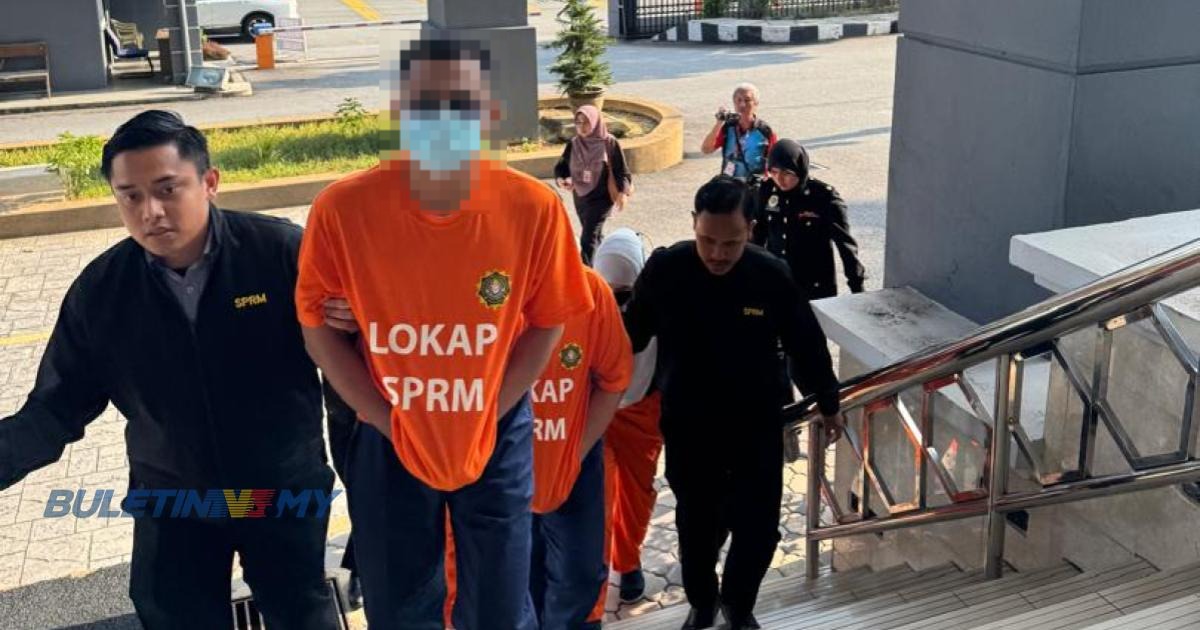 SPRM reman empat penjawat awam disyaki meminta, menerima rasuah kira-kira RM4,000