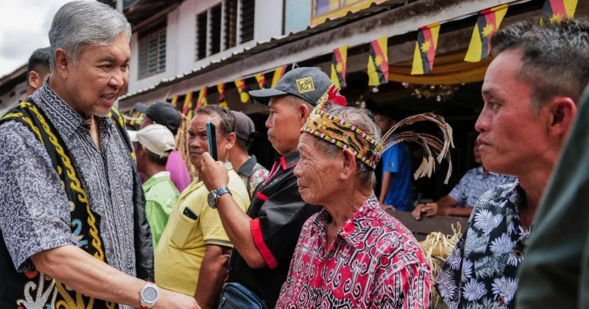 Keserasian kepimpinan Sarawak, Sabah dengan Persekutuan harus diperkukuh – Ahmad Zahid