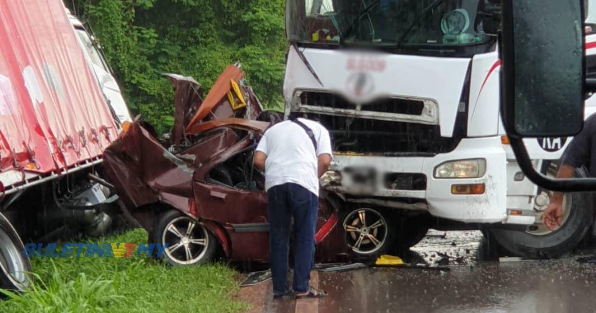 [VIDEO] Dua maut, kemalangan babitkan dua buah lori dan kereta 