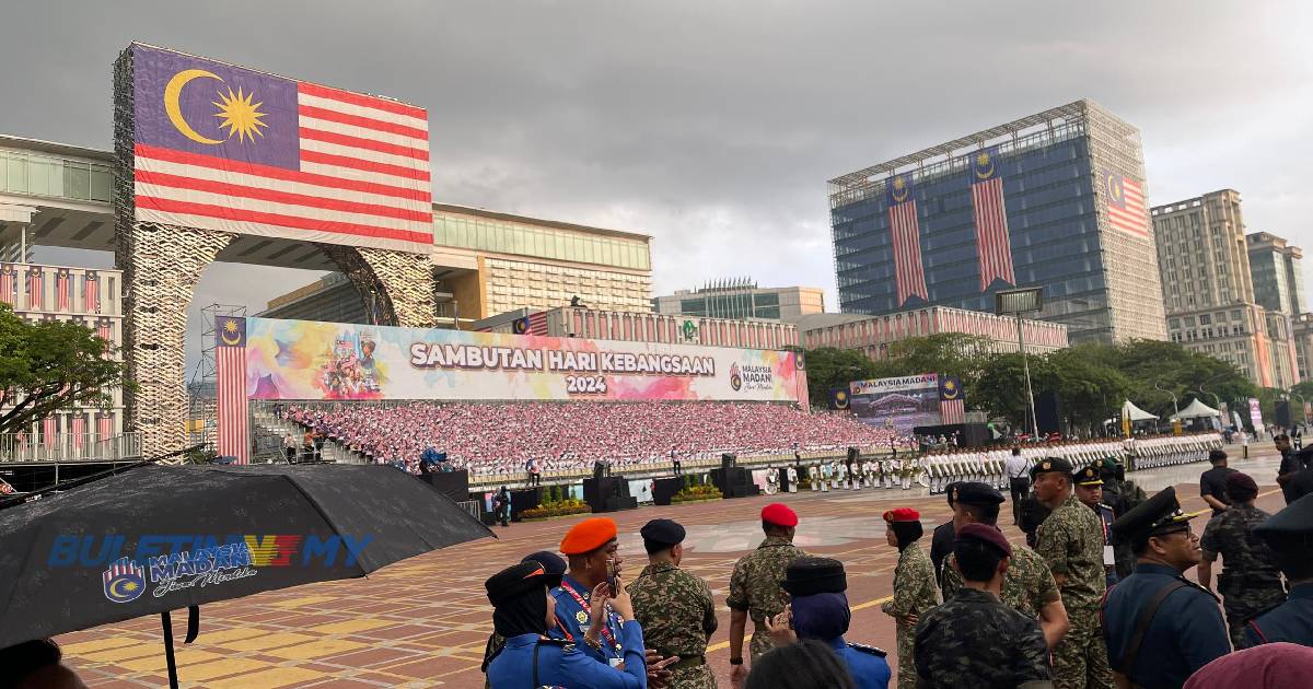 Hari Kebangsaan 2024: Hujan membasahi Dataran Putrajaya, tidak jejas kemeriahan sambutan