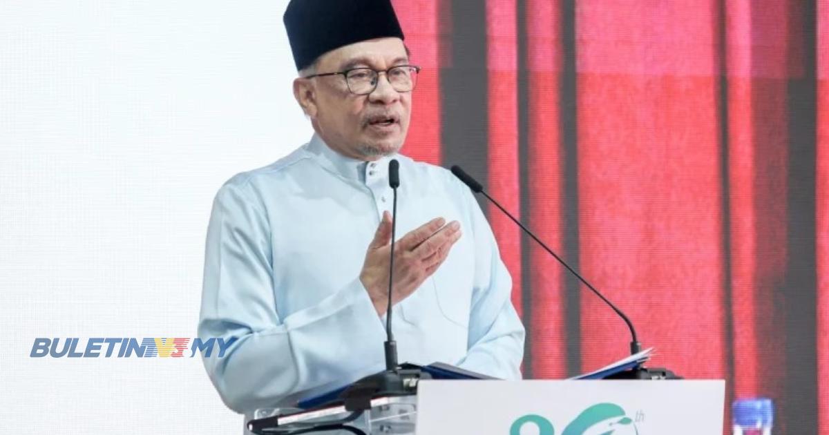 Hinalah banyak mana pun, saya mahu terus maju ke depan – Anwar