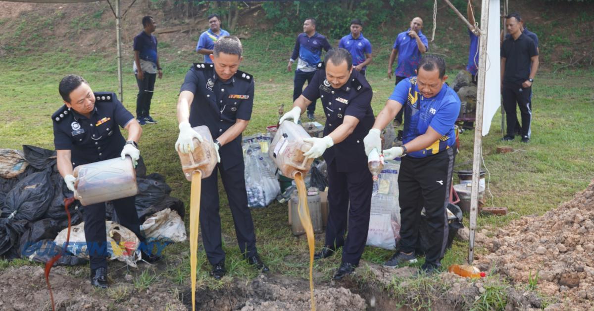 Rampasan daun, cecair ketum dilupus