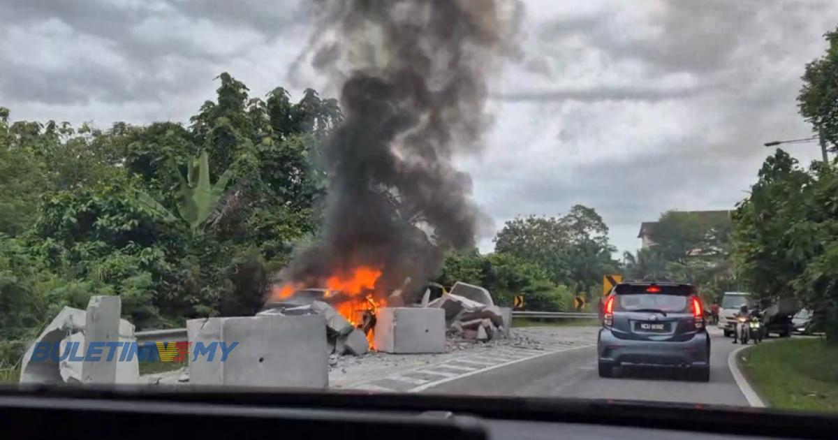 Kemalangan: Kereta terbakar 100%, mangsa cedera ringan