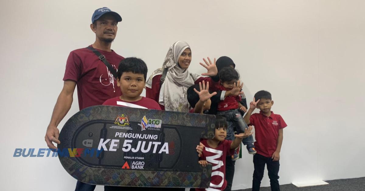 Pengunjung bertuah bawa balik Perodua Axia