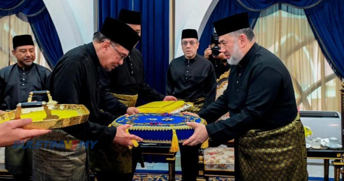 PM terima Darjah Kebesaran Kelantan