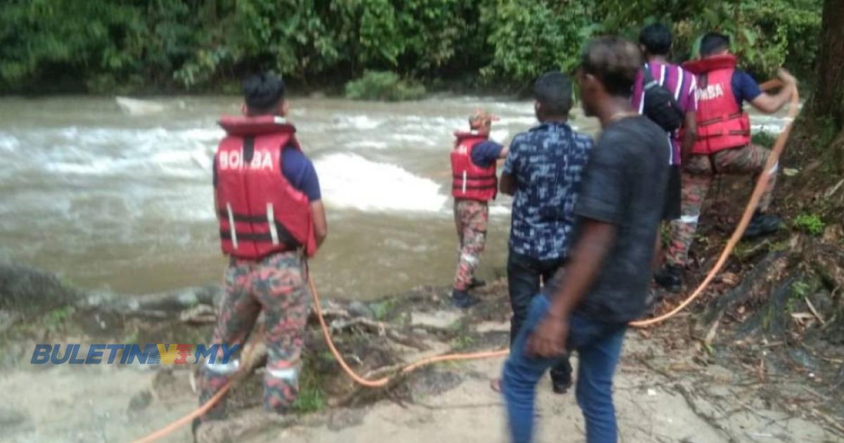 Lelaki dikhuatiri lemas ketika mandi air terjun