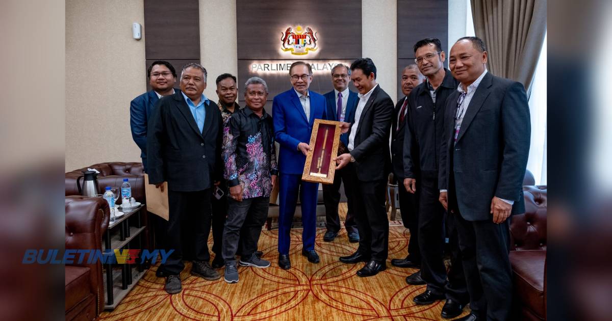 PM terima kunjungan hormat wakil masyarakat Orang Asli di Parlimen