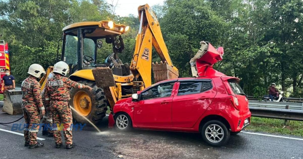 Wanita maut, kereta langgar belakang jentolak