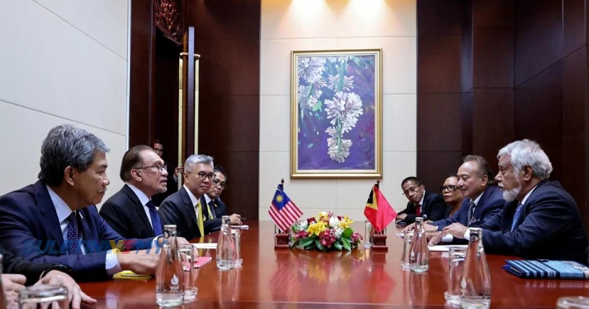 PM adakan perbincangan dua hala dengan rakan sejawat dari Singapura, Timor Leste