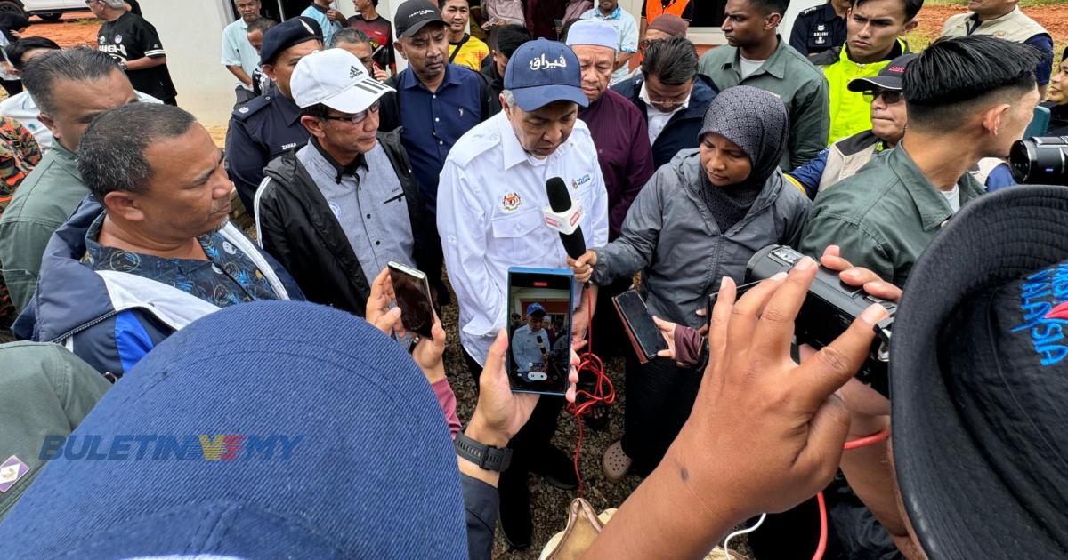 Ahmad Zahid arah agensi terlibat pantau lokasi tanah runtuh