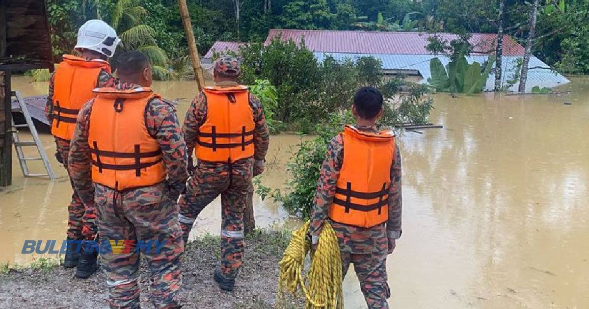 Sebilangan penduduk Kampung Kota Aur terpaksa dipujuk supaya berpindah – Bomba