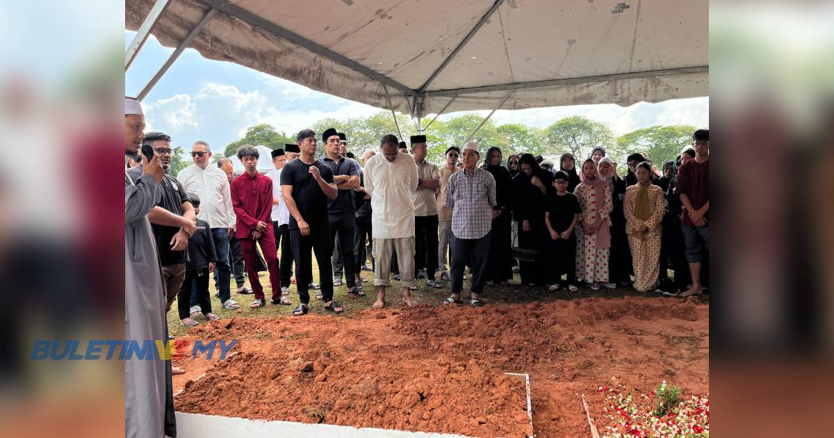 Tan Sri Ibrahim Saad selamat dikebumikan