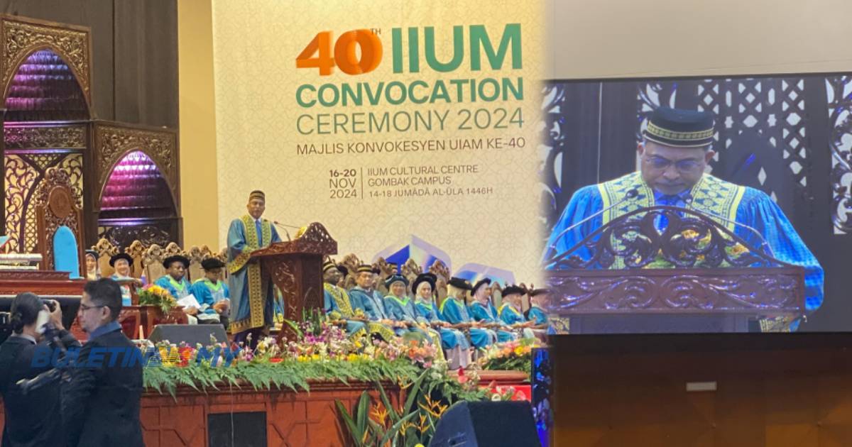 [VIDEO] Kenang jasa ibu bapa, Zambry sebak ketika berucap di Majlis Graduasi UIAM