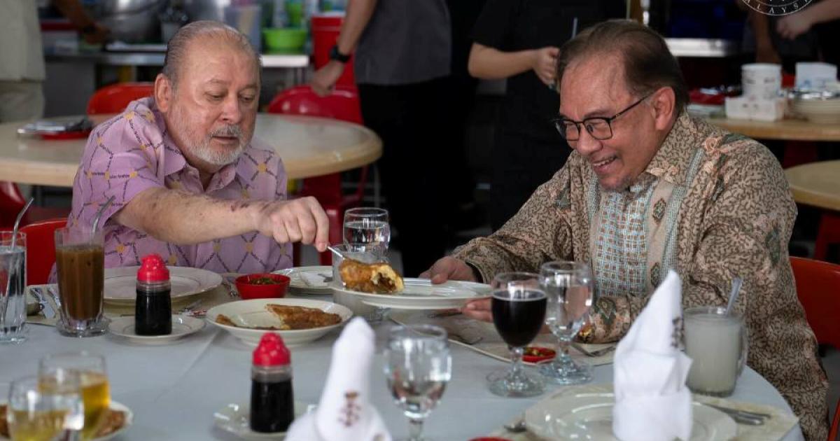 Agong makan tengah hari bersama Perdana Menteri