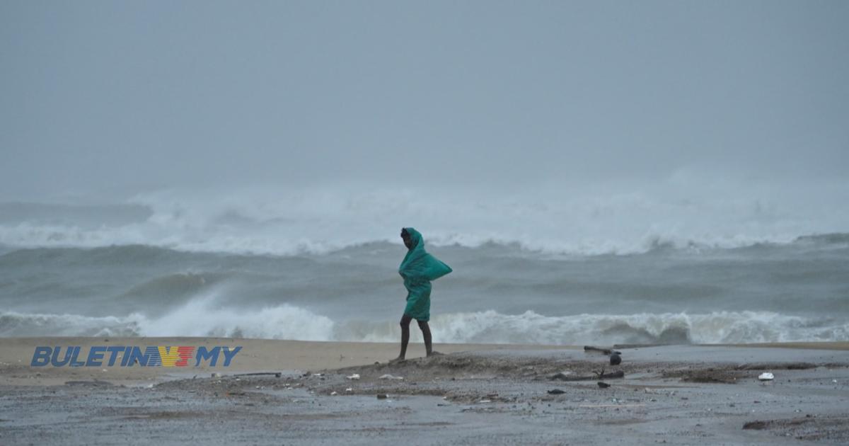 3 maut akibat Taufan Fengal di kawasan pantai India