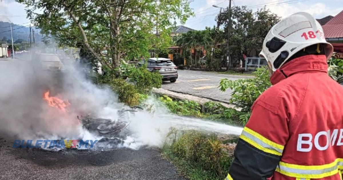 ‘Melenting’ kenderaan mahu ditarik, wanita bakar motor