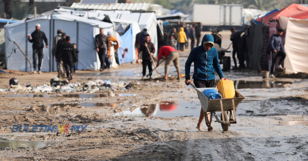 Ratusan khemah di Gaza dilanda banjir akibat hujan lebat