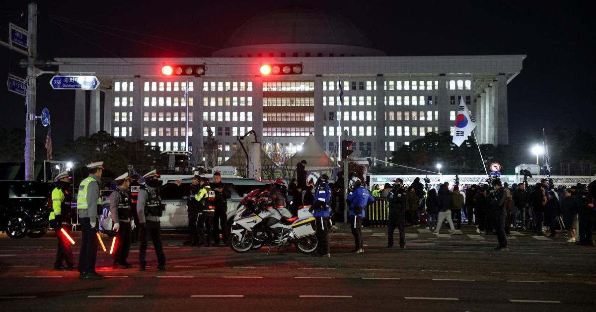 Parlimen Korea Selatan sebulat suara undi batal undang-undang tentera