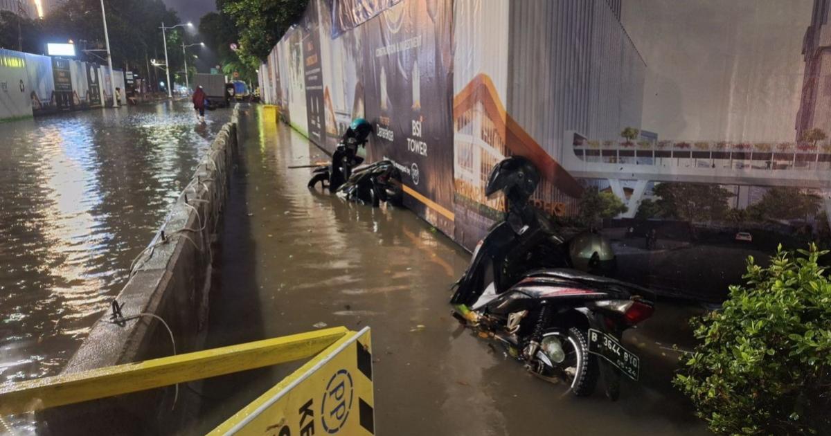 Lebih 2,000 penduduk terpaksa berpindah susulan banjir di sebahagian Jakarta