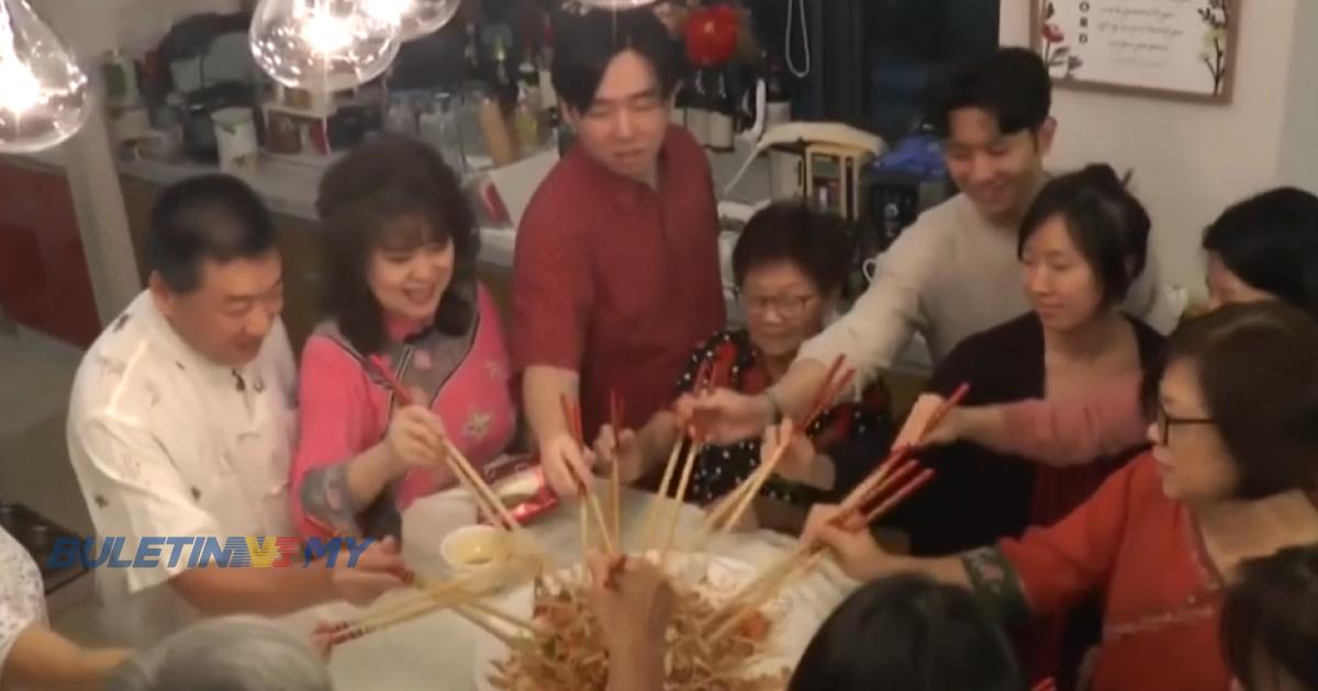 [VIDEO] Tahun Baharu Cina: Tradisi makan besar lambang penyatuan keluarga