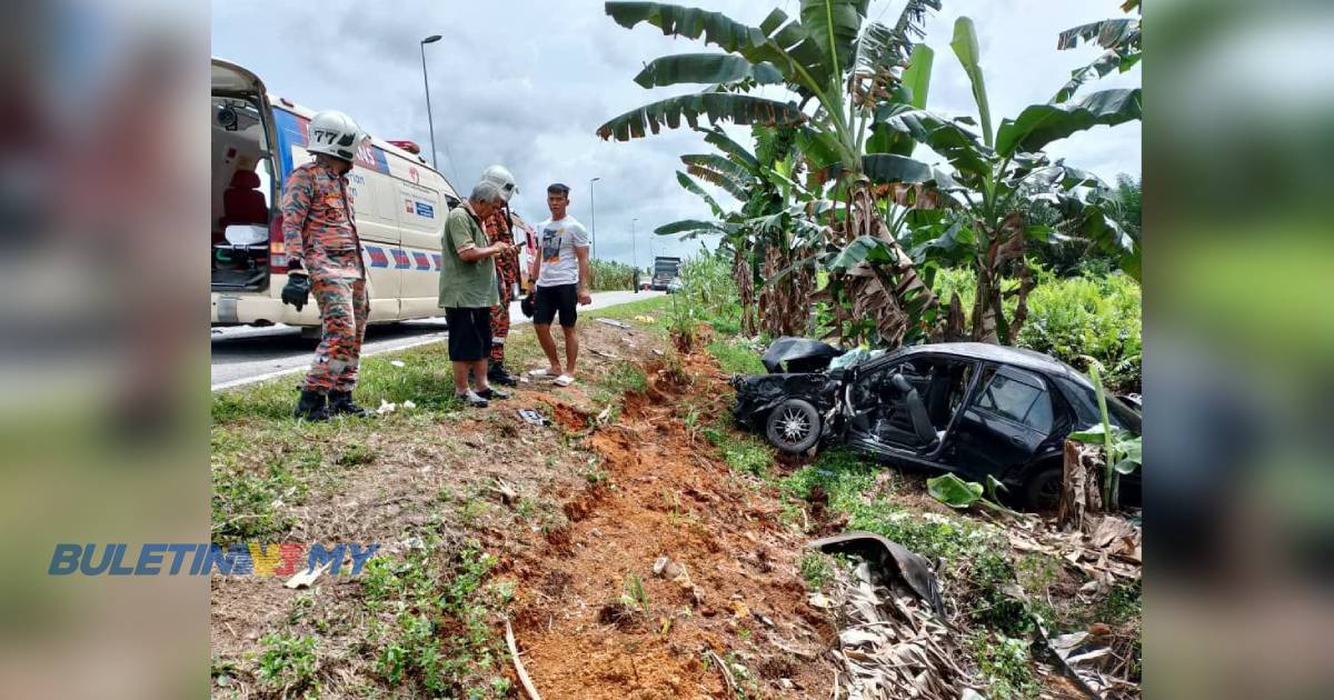 Kereta bertembung dengan lori: 2 beranak maut, 2 cedera parah