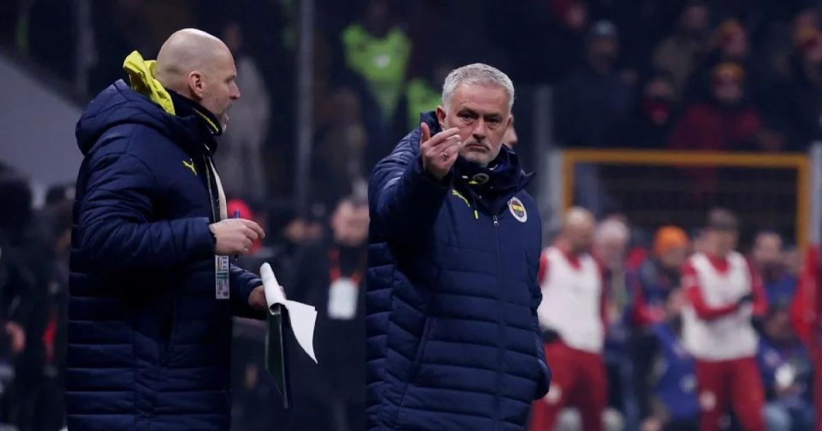 Mourinho saman Galatasaray