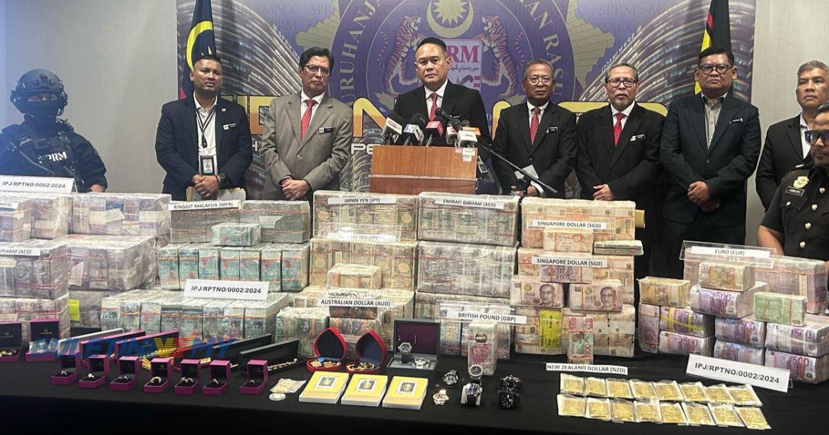 [VIDEO] SPRM pamer aset, wang tunai RM170 juta dirampas terkait PM9