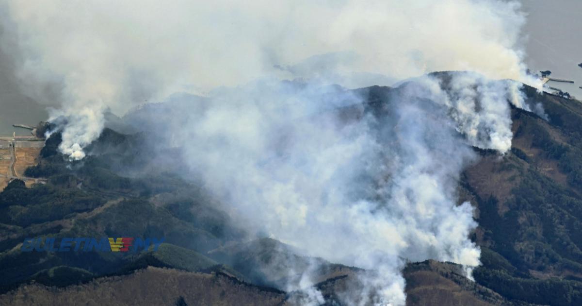 2,100 hektar tanah terbakar di Jepun, 4,596 penduduk dipindahkan