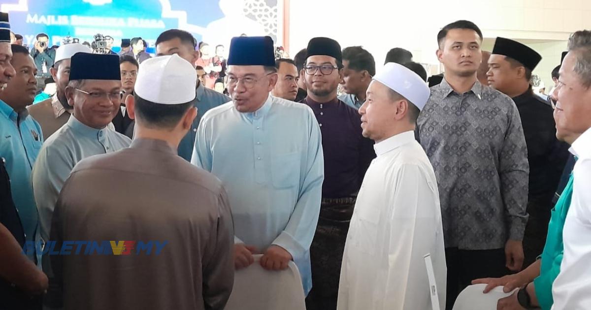 10,000 orang sertai berbuka puasa bersama Perdana Menteri